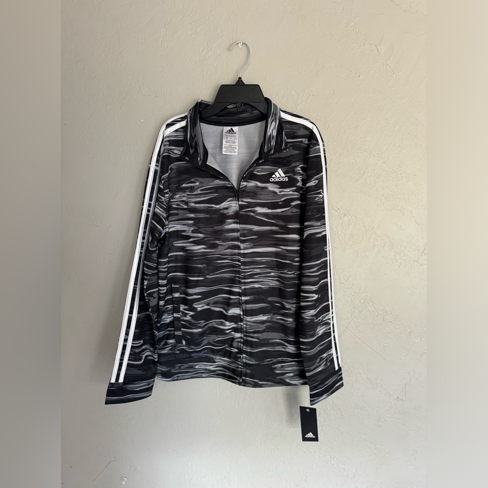 Adidas Sweater
